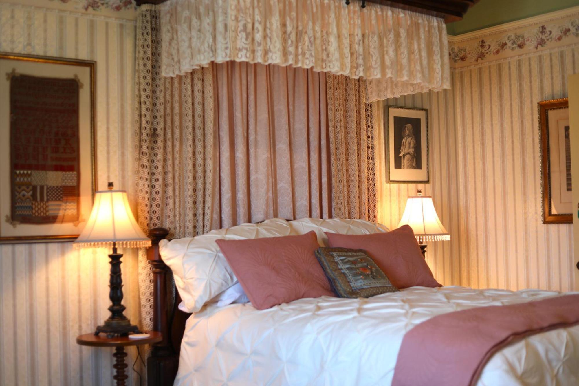 The Adams Pragge House - Victorian Bed & Breakfast Порт-Таунсенд Экстерьер фото